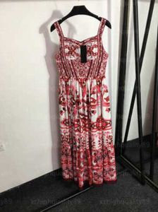 Summer Fashion Luxury Dress Party Dresses For Women Vintage Red Printed Midje Slimming Halter Kjol Casual Wear Designers Kjolar Kvinnor Designerkläder 55