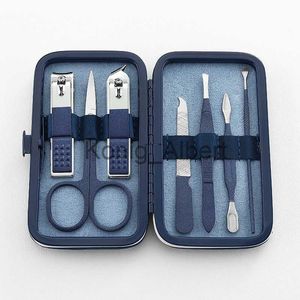 Tagliaunghie 7 pezzi / set Tagliaunghie in acciaio inossidabile Set Forbici Pinzette Ear Pick Multi-Funzione Daily Hand Foot Care Tools Set x0801