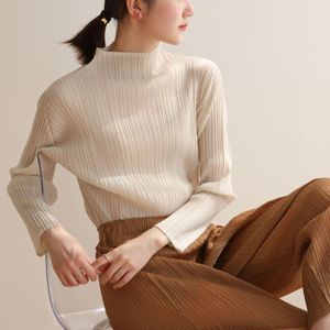 Koszulki damskie Tafn Miyake plisted 2023 Model Tops High Fashion Designer Esthetic Clothing Długie rękawie koszulka dla kobiet