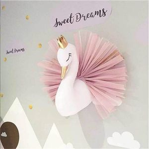 Decorative Objects Figurines Cute 3D Golden Crown Swan Wall Art Hanging Girl Doll Stuffed Toy Animal Head Decor for Kids Room Birthday Wedding Gift 230731