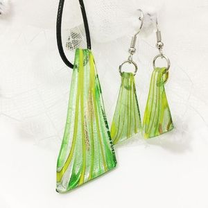 Halskette Ohrringe Set 1 grünes Blatt farbiger Glasur Chinesischer Stil Lampenglas Glas Murano Messer Anhänger Ohrringschmuck für Frauen Geschenk
