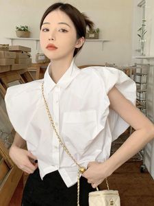 女性のブラウスデザイナー特大の白いクロップシャツ女性ノースリーブ韓国のファッションポロカラークールブラウスプレッピープレッピールーズカジュアル2023