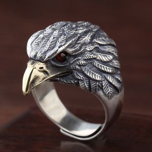 Antichi emblemi della testa degli uccelli Eagle Silver Ring Anello Antico Rosso nero Rosso Ruby Eye Punk Punk Gioielli hip hop gotici per uomini