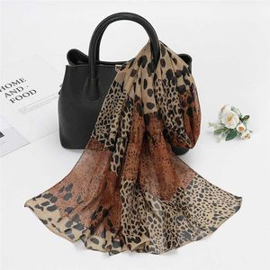 Sciarpe Spagna Moda Sexy Leopardo Floreale Patchwork Chiffon Sciarpa di Seta Scialle Lady Alta Qualità Wrap Beh Cover-up Hijab Snood 150 * 50Cm J230801