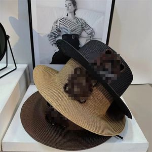 Trendy Unisex Bucket Hats Hand-made Geometric Pattern Holiday Straw Hat Sunblock Folding Hats