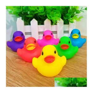 Sand Play Water Fun 6 colori Cute Pvc Duck Baby Bath Toys Suoni Paperelle di gomma Bambini Balneazione Nuoto Spiaggia Regali Drop Delivery Sport Dhqva