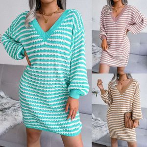 Ins listrado oco saia de lã vestido de malha feminino