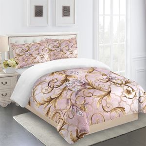 Set di biancheria da letto Luxury Brand Pink Gold Design Baroque King Queen Twin Set di biancheria da letto completo Set copripiumino per letto matrimoniale singolo e 2 pezzi Copricuscino 230731