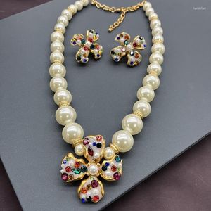 Kedjor Tidlös Wonder Faux Pearl Geo Floral Necklace For Women Designer Jewelry Brand Rare Trendy Gift Set Goth Top Kpop 5239