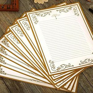 Prezent dostarcza vintage podszewki w stylu europejskim Kraft Paper Lace Side Stationerery Letter Pad Pisanie listów