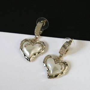 Orecchini di moda da donna di lusso Orecchini di fidanzamento di gioielli di design a forma di cuore Regalo di San Valentino