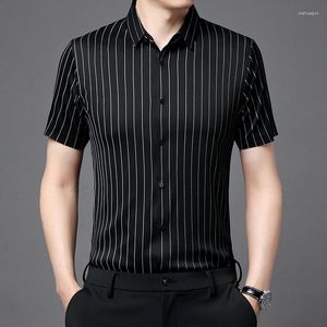 Men's Casual Shirts Comfortable For Men Short Sleeved Classic Striped Summer High Quality Fashion Premium Seamless Silky Chemise Homme