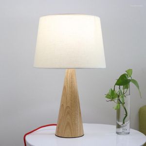 Table Lamps Creative Bedroom Rubber Wood E27 Desk Lamp Nordic Home Living Room Study Bedside Decor White Fabric LED Light Fixture