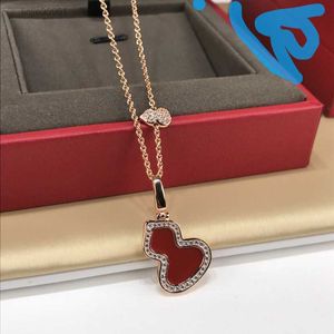 18K Plated Gold Pendant Necklace Classic Steel Diamonds Bottle Gourd Pendant Halsband Kvinnor Luck Designer Jewelry3Atn {Kategori}