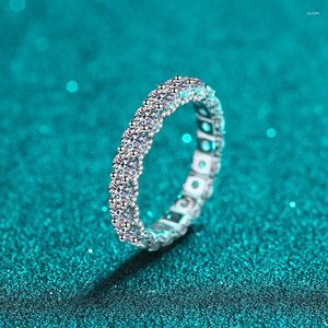 Cluster Rings Queenme Moissanite per le donne 925 Sterling Silver Full Circle Row Diamond Ring Eternity Wedding Engagement Fine Jewelry