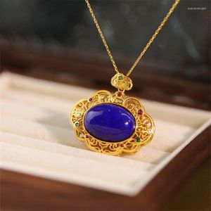 Chains Classical Lapis Lazuli Necklaces High Sense Elegant Simple Ancient Gold Craft Hollow Crystal Dark Blue Pendant Fashion Jewelry