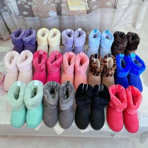2023 Designer Australie Classic Mini Fluff Secilted Boot Dark Boots Women Mini Half Snow Button Uggly Aus Winter Full Fur Furry Satin Cankle Bow Bowies
