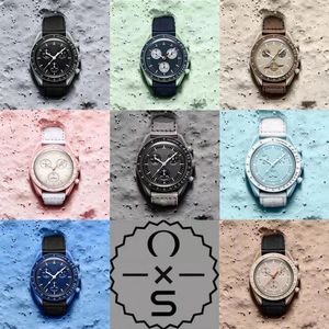 Mężczyźni Watch Designer Watch Kwarc Ruch Watches 42 mm zegarek na rękę na rękę na rękę z pudełkiem i papierami 10 kolorów Orologio di Lusso