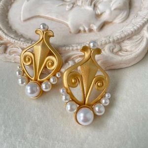 Stud Earrings Elegant Vintage Pearl