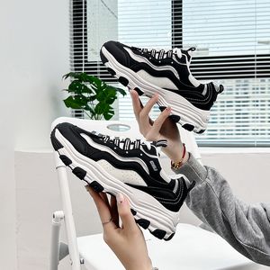 Fashion Woman Shoes Black Designer Top White Women Casual Brown Girl Flat Trainers Factory Wholesale Retail Outdoor Platform Sports Sneakers 35-40