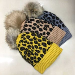 Beanie/Skull Caps Luxury Новый дизайнерский дизайнерский вязаный вязаный модные женщины Зимние осенние черепа шапочки с шляпкой шляпой в LL190516 Y23