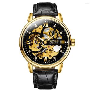 Orologi da polso 2023 Lancette luminose retrò dorate nere Display con diamanti di moda Orologio da polso da scheletro meccanico da uomo Top Clock