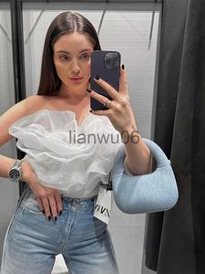 Kvinnors blusar skjortor svarta vita ruffles ärmlös y2k bodysuit lady chic sexig smal fit sweet tops 2023 sommar mode streetwear beach crop top j230802