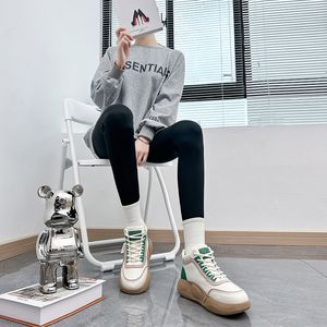 2023 Hot New Casual Shoes Designer Women Fashion Sneakers Girls Lace-Up Outdoot Leather Yellow Green Womens Platform Trainers Spedizione gratuita 35-40