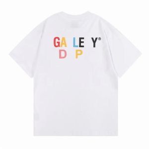 designerski odzież projektant Mens T Shirt Gal Tee Depts T-shirts Czarna biała moda mężczyzn mężczyzn Tees Letters Luksusowa koszulka T-shirt odzież N0MF