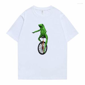 Camisetas masculinas engraçadas verde sapo montando um monociclo camiseta gráfica homens mulheres anime cartoon algodão unissex moda casual superdimensionado