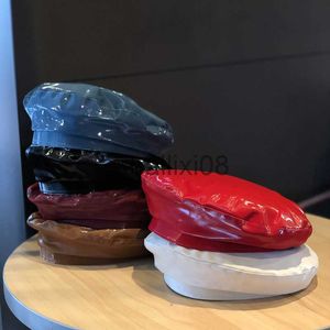 قبعات حافة بخيل 01910-shi الموضة pu design Solid Faux Leather Pu Beret Cap Men Women Aleisure Painter Hat J230802