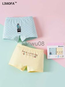 Mutandine LJMOFA 2pcs New Baby Toddler Girls Quattro stagioni Boxer Cotone Carino Colore caramella Traspirante Qualità morbida Biancheria intima per bambini Mutandine B154 x0802