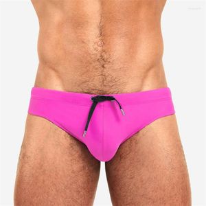 Costumi da bagno da uomo Estate Slip sexy Costumi da bagno uomo Tavola da surf Abbigliamento da spiaggia Uomo Costume da bagno Boxer Pantaloncini Costumi da bagno Gay Pouch