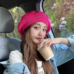 Stingy Brim Hats Korean Rose Red Basker Spring och Summer Thin Section Breattable Wild Retro Loose Sticked Painter Hat Söta japanska kvinnors hattar J230802