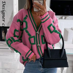 Kvinnors tröjor Kvinnor Cardigan Green Striped Pink Knit Button Lady Cardigans Sweaters V-Neck Loose Winter Fashion Sticked Coat 230803