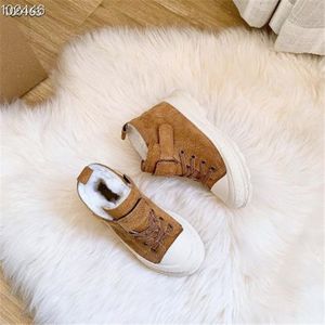 F23 Kindermarke Martin Boots Klassische australische Winter-Schneestiefel Schuhe Jungen-Mädchen-Kurzstiefel Eltern-Kind-Wüstenstiefel Echtleder wasserdichte Baumwollstiefel