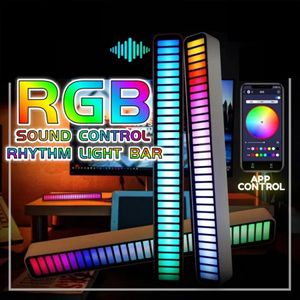 RGBピックアップライトサウンドコントロールLEDライトスマートアプリコントロールカーゲームコンピューターデスクトップ用のアンビエントランプカラーリズムアンビエントランプ