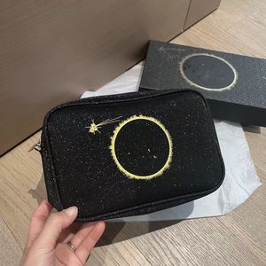 Saco de maquiagem para presente VIP Sacos de armazenamento portáteis de grande capacidade bolsa de brilho organizador de cosméticos de beleza caixa de presente embalagem 22x6x14cm