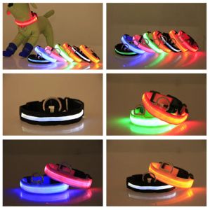 Collari per cani in nylon LED Luce di sicurezza notturna Lampeggiante Bagliore nel buio Piccolo guinzaglio per animali domestici Collare per cuccioli Brillante Collane per cani firmati sicuri DHL LL