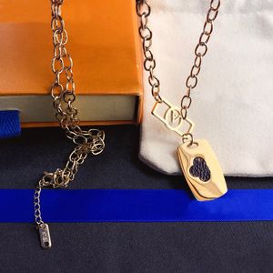 Женская дизайнерская марка цветочное письмо подвесное ожерелье высокий клад из нержавеющей стали золотой серебряной линии серебряной связки Цепи Колье