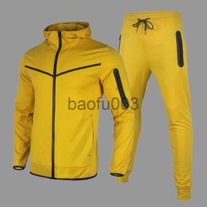 Fatos de treino masculinos novos moletons de primavera masculinos Tech Fleece Hoodie Algodão Stretch Training Wear Casacos de alta qualidade Calça de moletom Conjunto de roupas esportivas J230803