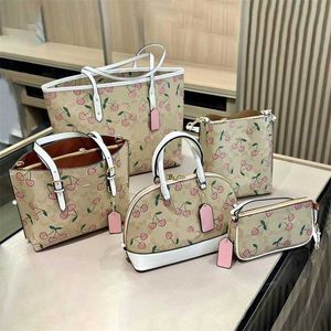 Sat C Print Baskı Kiraz Tote Çanta Kadın Koltuk Kılıfları Çoklu Tasarımcı Çanta Şekilleri Lüks El Çantaları Deri Crossbody Omuz Çantası Çantalar 230119