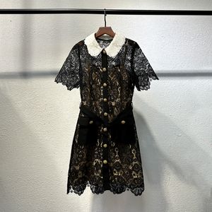 2023 Summer Black Contrast Color Waist Belted Lace Dress Short Sleeve Lapel Neck Buttons Knee-Length Casual Dresses A3Q122153