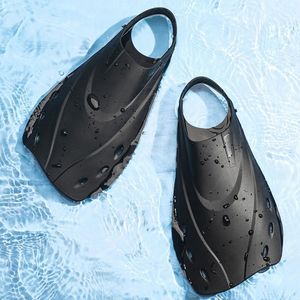 Luvas de barbatanas 1 par de barbatanas de mergulho com calcanhar aberto nadadeiras de natação curtas para mergulho com snorkel natação adulto masculino feminino 230802