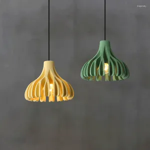 Pendant Lamps Nordic Restaurant Lamp Living Room Chandelier Retro Designer Macaron Resin Bar Table Light Decorative Color Coral Small