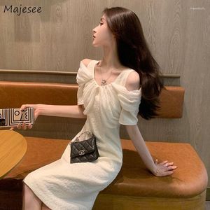 Casual Dresses Off-shoulder Mini Women Summer Defined Sexy Office Lady Chic Vintage Simple Thin Elegant French Style A-line Temperament