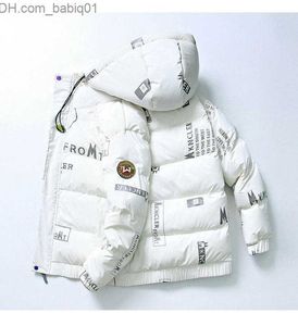 Parka da uomo in piumino Giacca autunno e inverno da uomo piumino d'anatra bianco versione corta maglione coreano con cappuccio per giovani di alta moda giacca di alta qualità T230803