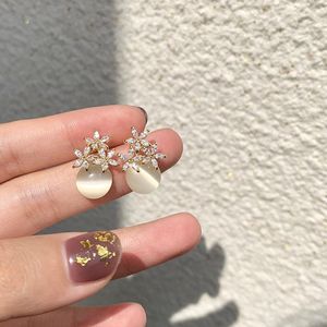 Stud Earrings 2023 Korean Crystal Metal Pearl Ear Clips For Women Fashion Earring Girls Elegant Trendy Jewelry Party Gifts
