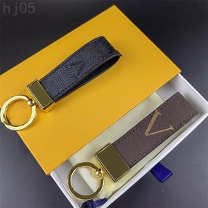 Chave de couro Dragonne Designer Keyring para homens Mulheres delicadas para a moda Carteira de carros pendentes Chaves de designer pequeno clássico de flores pj047