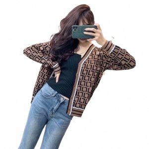 maglione cardigan lavorato a maglia di alta qualità doppia lettera F tees jacquard temperamento giacca in maglia sottile con scollo a V per uomo e donna dello stesso stile T52G #